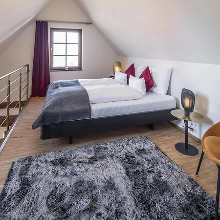 Kreuzstein Boutique-apartment * بايروث